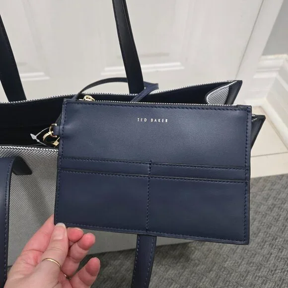 Ted Baker Tote - Picture 5 of 7